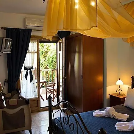 Ismini Otel Ammouliani